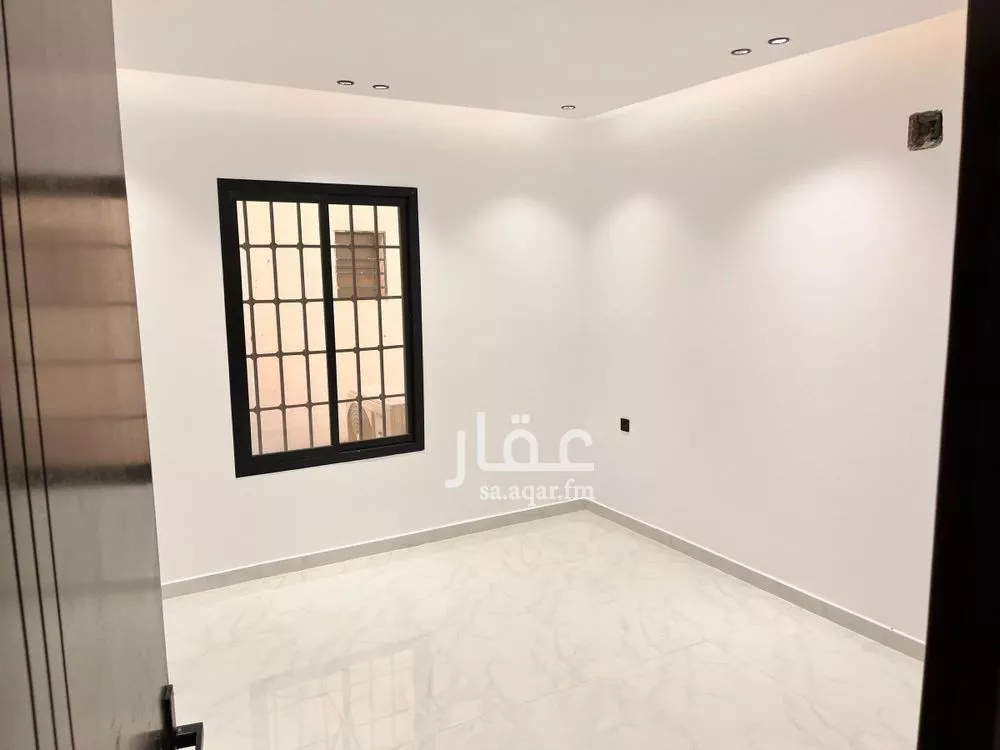دور للبيع في شارع ابراهيم , حي الرمال, مدينة الرياض, منطقة الرياض 1 صورة