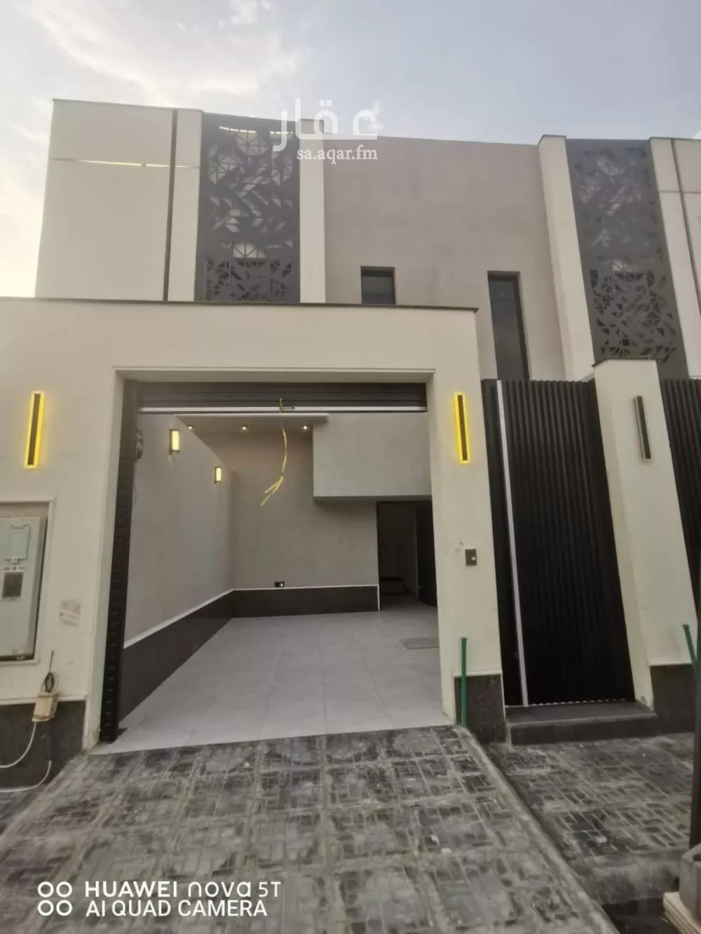 دور للبيع في شارع رقم 224, حي الجنادرية, مدينة الرياض, منطقة الرياض 1 صورة