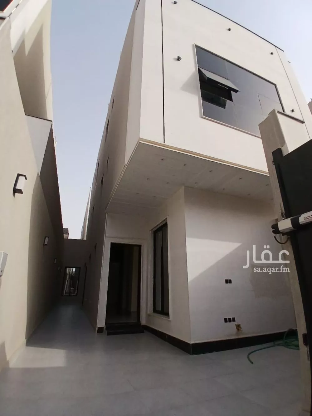 دور للبيع في شارع معقل بن عامر, حي الرمال, مدينة الرياض, منطقة الرياض 1 صورة