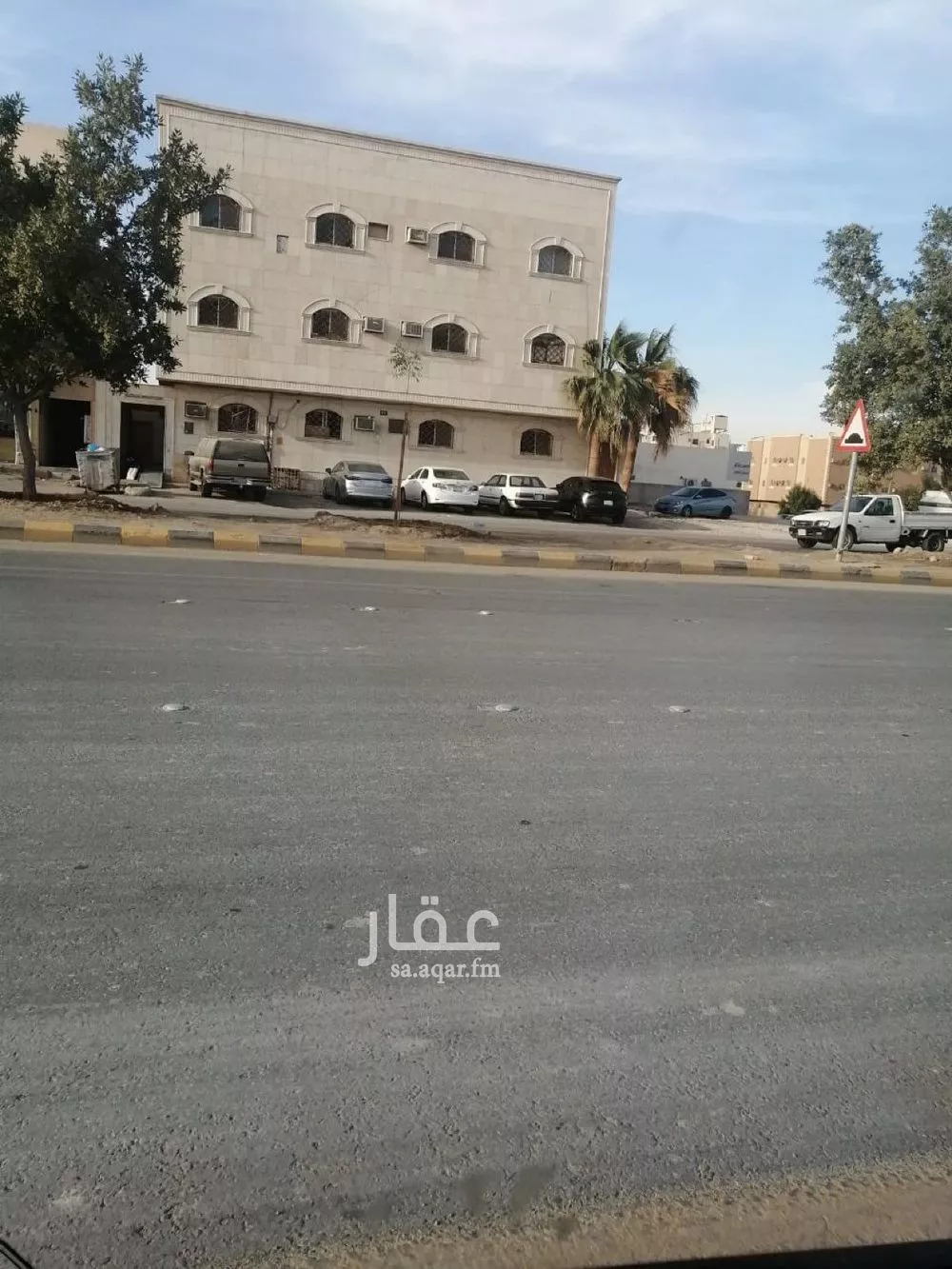 شقة للبيع في شارع عبدالقادر الجزائري, حي الدار البيضاء, مدينة الرياض, منطقة الرياض 1 صورة
