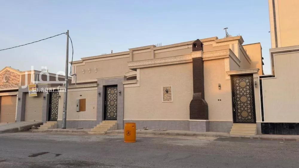 فيلا للبيع في شارع الجامعة 26, حي الجامعة, مدينة المزاحميه, منطقة الرياض 1 صورة