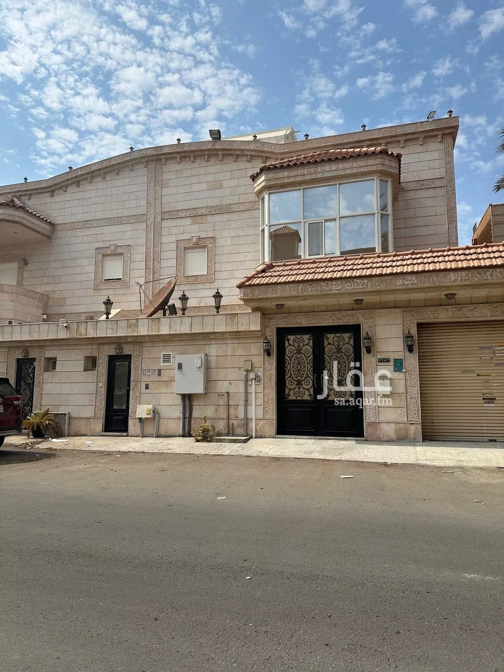 فيلا للبيع في شارع الحارث الدوسي, حي البساتين, مدينة جدة, منطقة مكة المكرمة 1 صورة