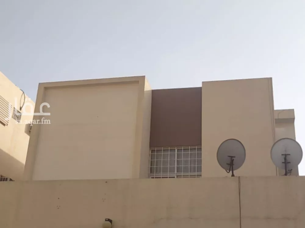 فيلا للبيع في شارع دار الإسلام, حي السعادة, مدينة الرياض, منطقة الرياض 1 صورة
