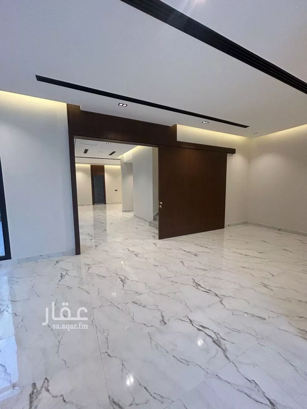 فيلا للبيع في شارع أبي البركات التميمي, حي النرجس, مدينة الرياض, منطقة الرياض 1 صورة