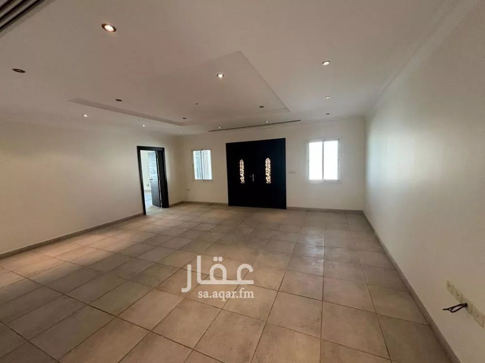 فيلا للإيجار في شارع ابن الربيع الشيباني, حي الربوة, مدينة الرياض, منطقة الرياض 1 صورة