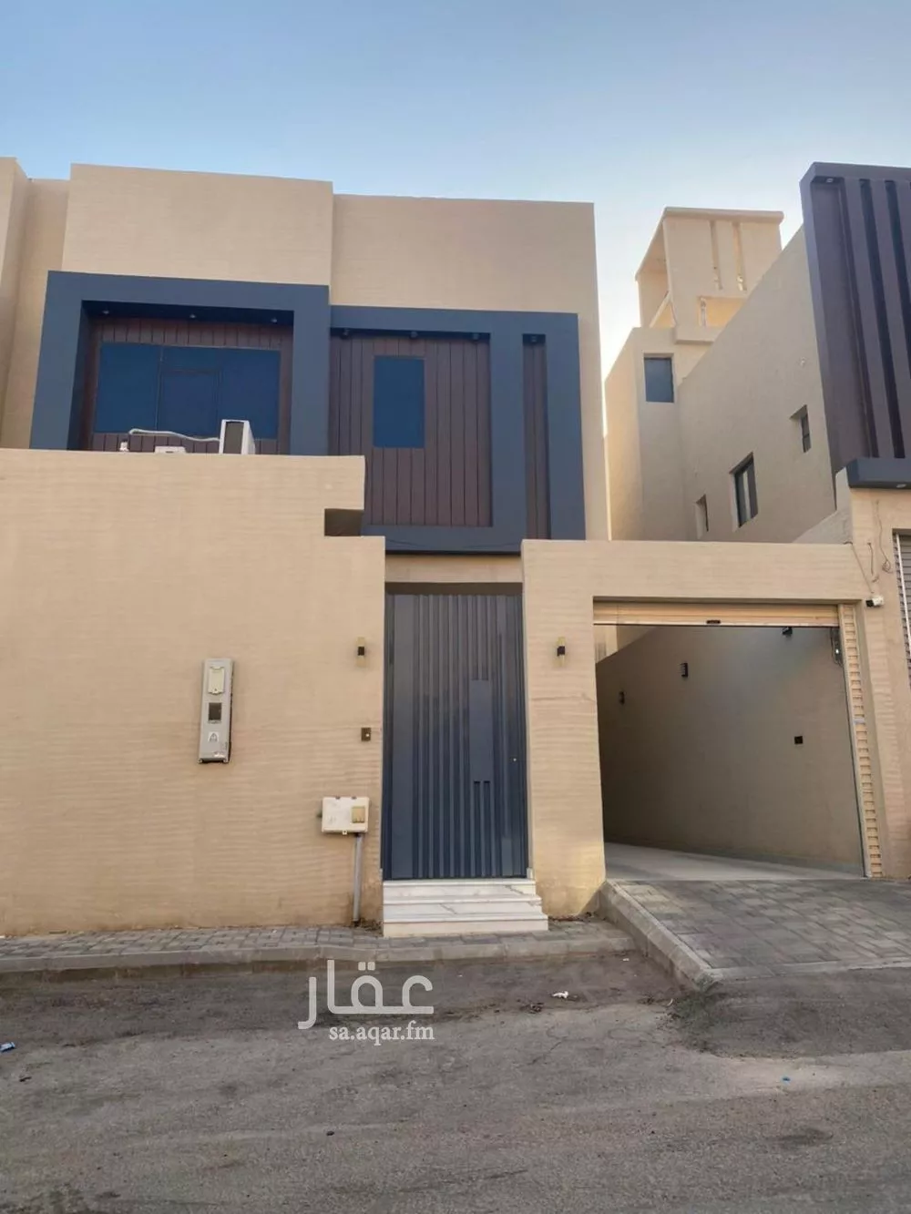 فيلا للإيجار في شارع محمد بن مقرن, حي العريجاء الأوسط, مدينة الرياض, منطقة الرياض 1 صورة