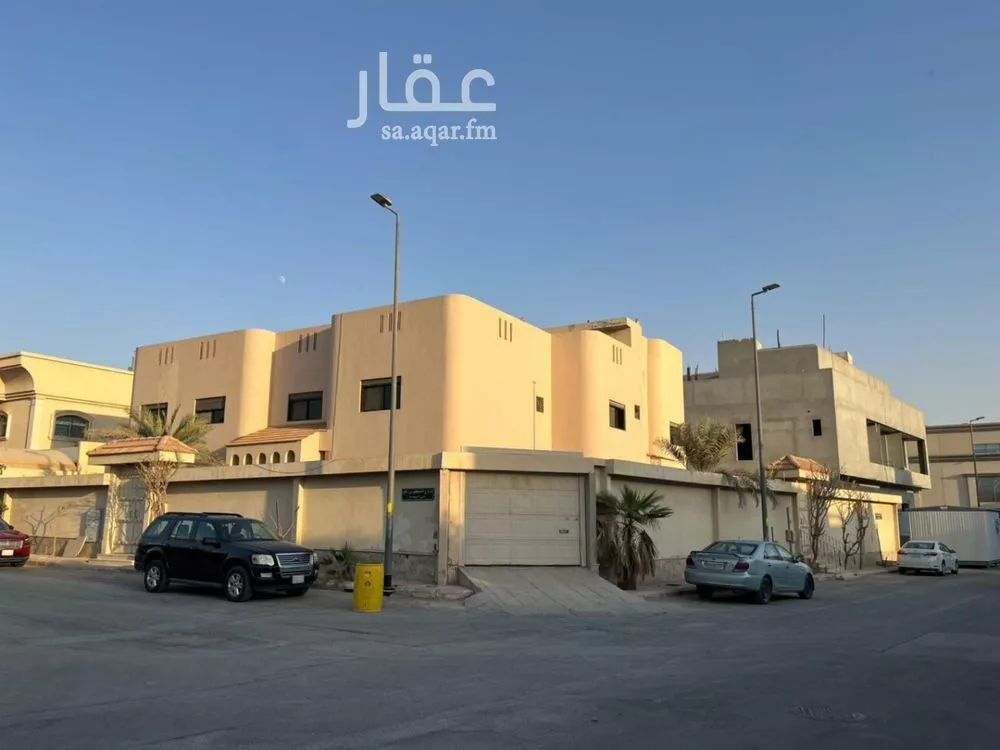 فيلا للإيجار في شارع الحكم بن نافع, حي الروضة, مدينة الرياض, منطقة الرياض 1 صورة