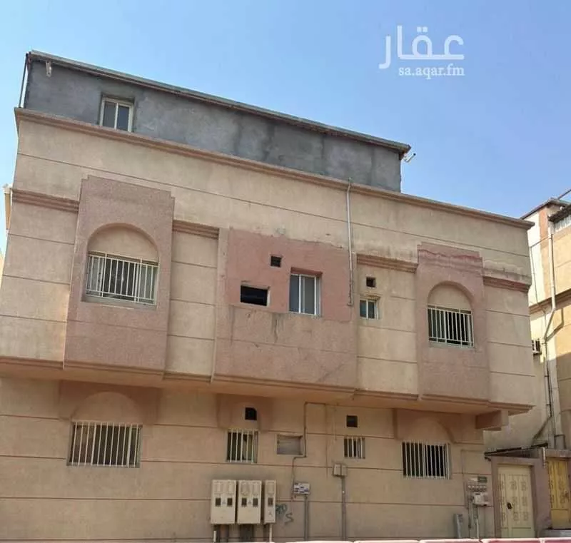 عمارة للإيجار في شارع عسير, حي الثقبة, مدينة الخبر, المنطقة الشرقية 1 صورة