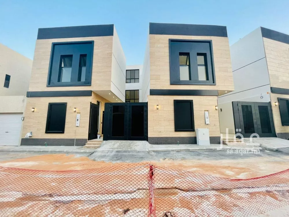 فيلا للبيع في شارع أحمد بن محمد الشعبي, حي المهدية, مدينة الرياض, منطقة الرياض 1 صورة