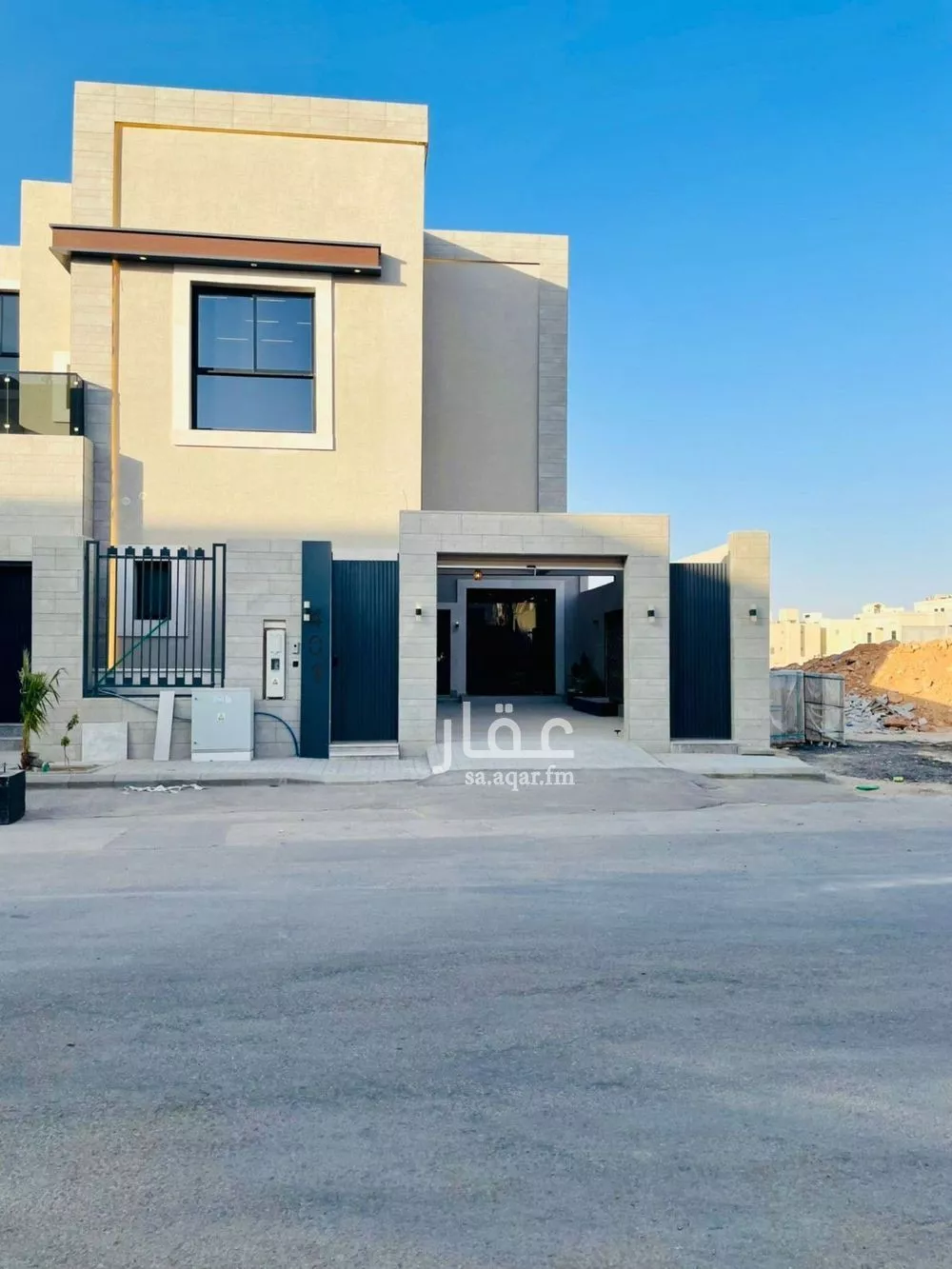 فيلا للبيع في شارع محمد بن زين العابدين, حي المهدية, مدينة الرياض, منطقة الرياض 1 صورة