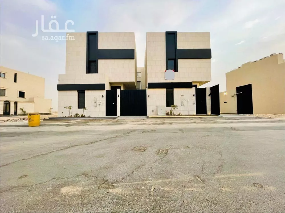 فيلا للبيع في شارع عمر بن عبدالقادر مفتي, حي المهدية, مدينة الرياض, منطقة الرياض 1 صورة