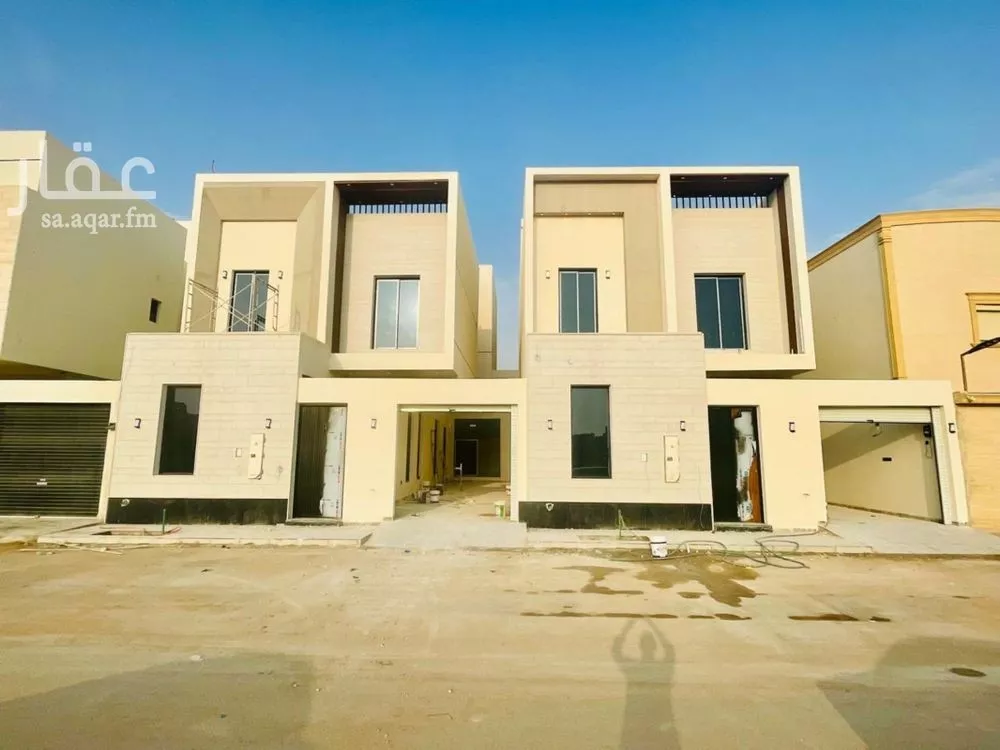 فيلا للبيع في شارع ابن سريج, حي المهدية, مدينة الرياض, منطقة الرياض 1 صورة