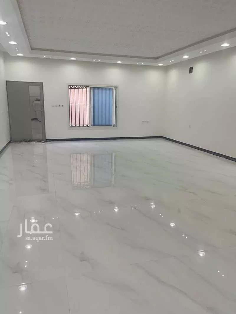 فيلا للإيجار في شارع محمد عارف الجاوي, حي طويق, مدينة الرياض, منطقة الرياض 1 صورة