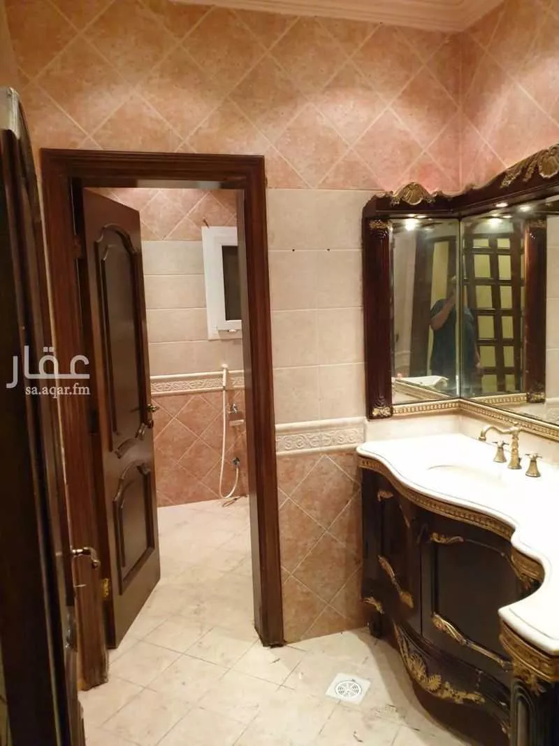 فيلا للبيع في شارع حازم الجذامي, حي المحمدية, مدينة جدة, منطقة مكة المكرمة 1 صورة