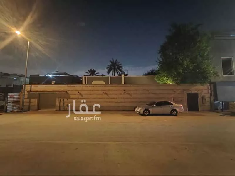 فيلا للبيع في شارع جندب بن كعب, حي الضباط, مدينة الرياض, منطقة الرياض 1 صورة