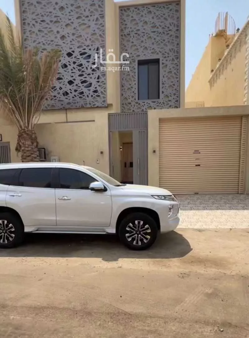 فيلا للبيع في شارع عبدالله ابن حمد, حي الياقوت, مدينة جدة, منطقة مكة المكرمة 1 صورة