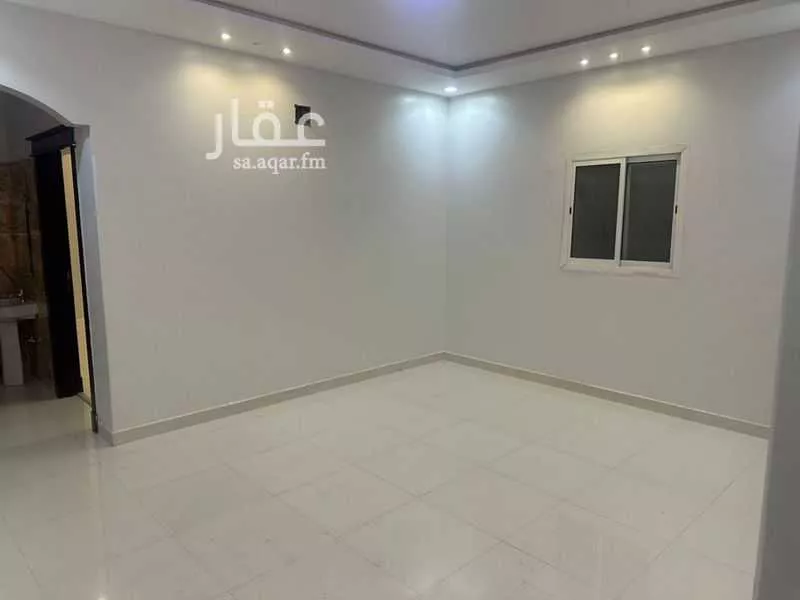 فيلا للإيجار في شارع أبي الفتح الكتامي, حي الرمال, مدينة الرياض, منطقة الرياض 1 صورة