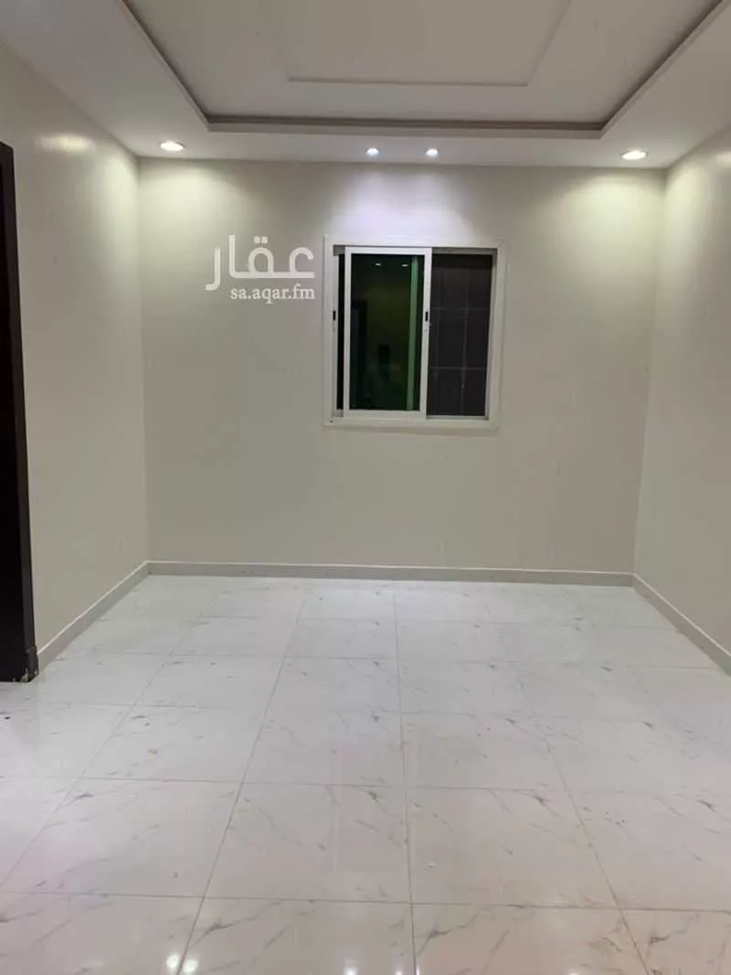 فيلا للإيجار في شارع أحمد بن بركة, حي الرمال, مدينة الرياض, منطقة الرياض 1 صورة