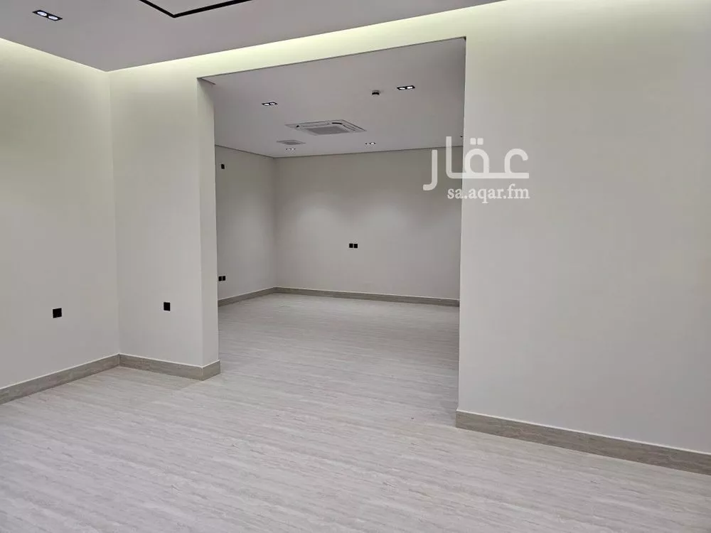 دور للبيع في شارع رقم 467, حي النرجس, مدينة الرياض, منطقة الرياض 1 صورة