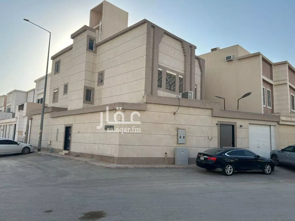 فيلا للبيع في شارع محمد بن محمد النويري, حي الرمال, مدينة الرياض, منطقة الرياض 1 صورة