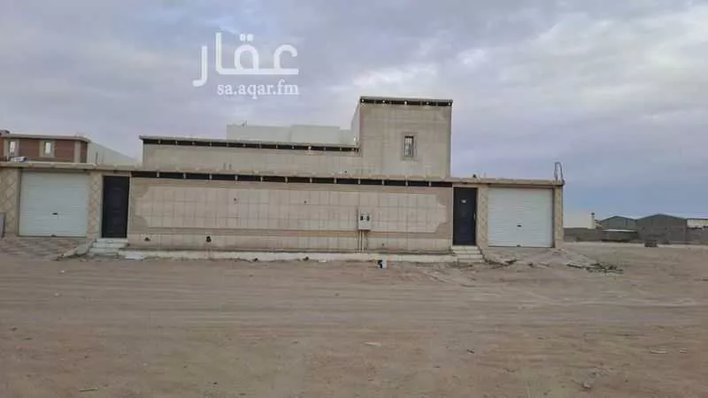 دور للبيع في شارع الصناعية 130, حي الصناعية, مدينة حفر الباطن, المنطقة الشرقية 1 صورة