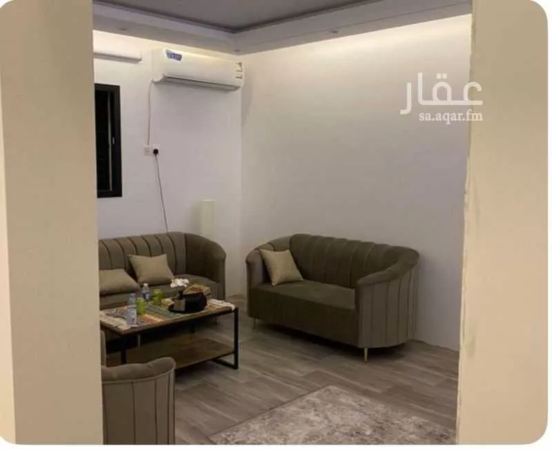 شقة للإيجار في شارع سعيد بن زيد ، حي الملك خالد ، عنيزة ، عنيزة 1 صورة