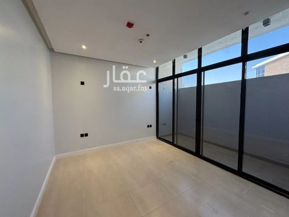 شقة للإيجار في شارع أبحر, حي الملقا, مدينة الرياض, منطقة الرياض 1 صورة