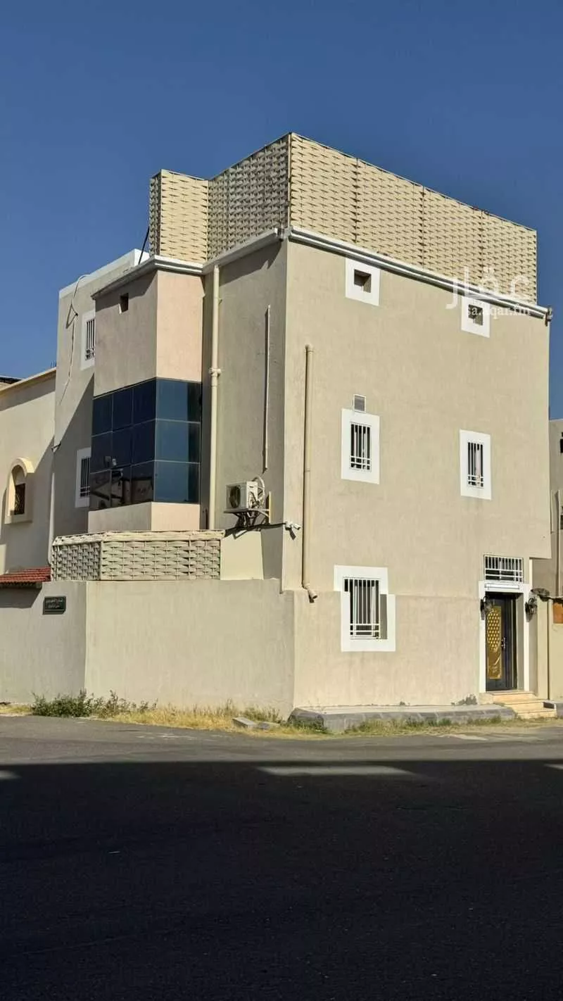 فيلا مفروشة للحجز في شارع الشهر زوري ، حي أم السباع ، الطائف ، الطائف 1 صورة