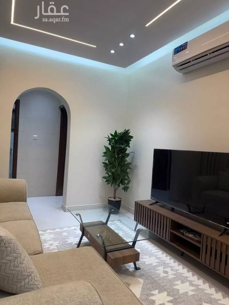 شقة للإيجار في شارع عصمة ابن ابير ابن زيد ، حي السكة الحديد ، المدينة المنورة ، منطقة المدينة المنورة 1 صورة