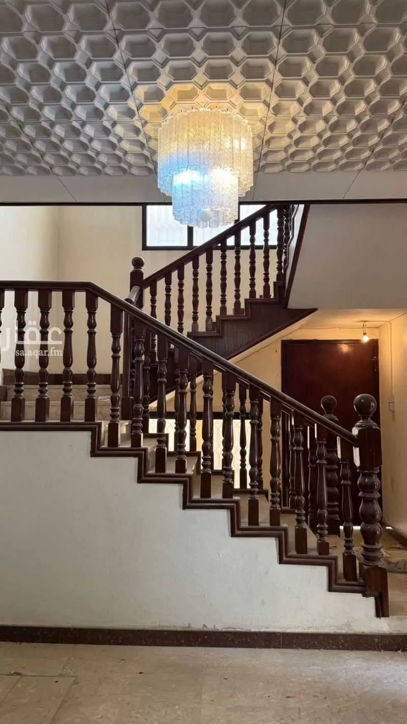 عمارة للبيع في شارع الامير متعب بن عبدالعزيز, حي الربوة, مدينة الرياض, منطقة الرياض 1 صورة