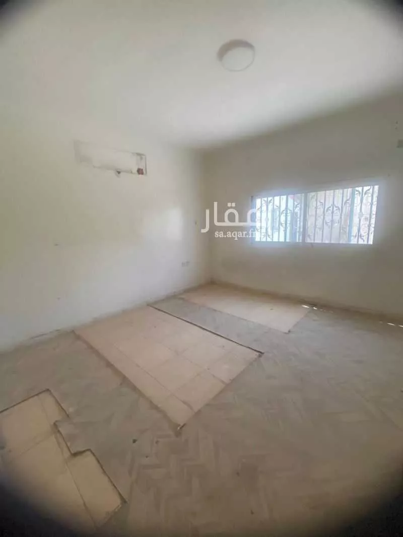 فيلا للبيع في شارع إبراهيم النصير, حي الملز, مدينة الرياض, منطقة الرياض 1 صورة