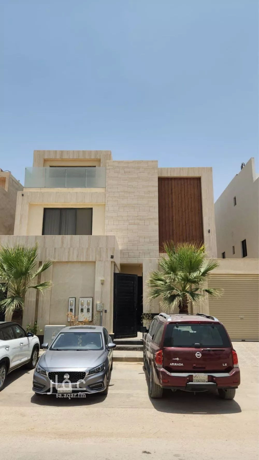 فيلا للبيع في شارع احمد بن نصر الخفاف, حي العارض, مدينة الرياض, منطقة الرياض 1 صورة