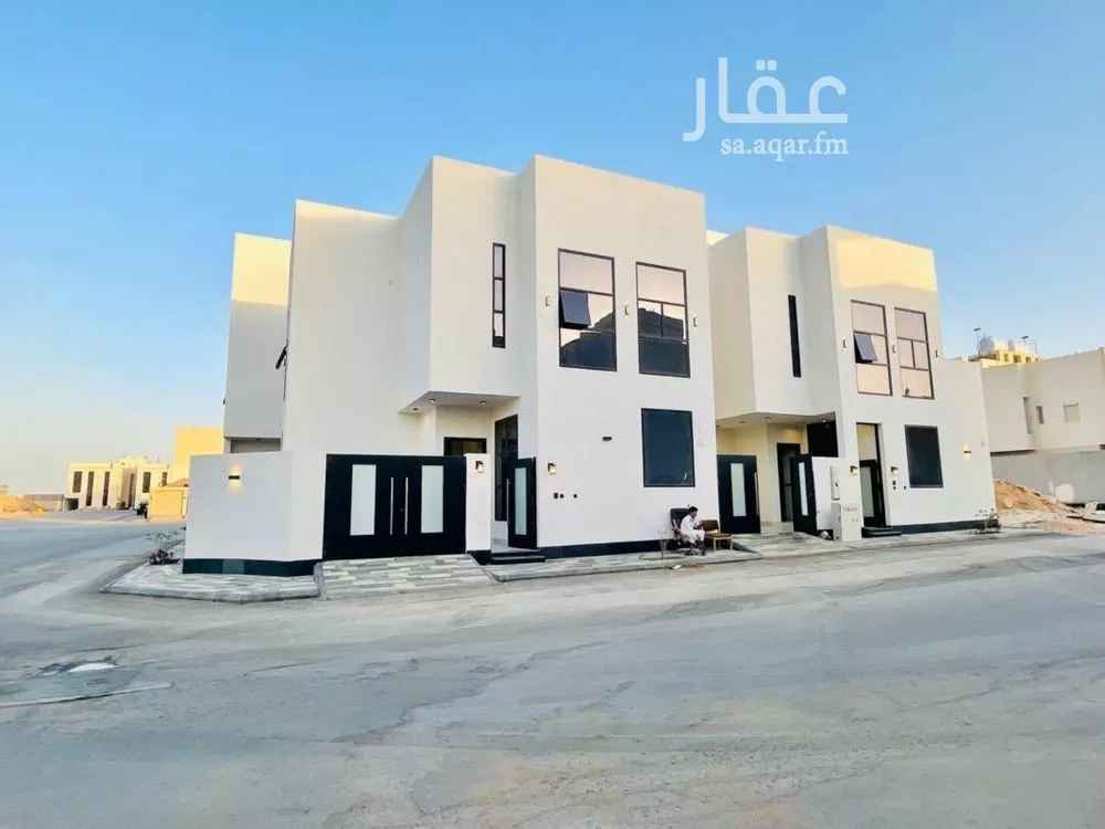 فيلا للبيع في شارع أبي المكارم بن سهل, حي المهدية, مدينة الرياض, منطقة الرياض 1 صورة
