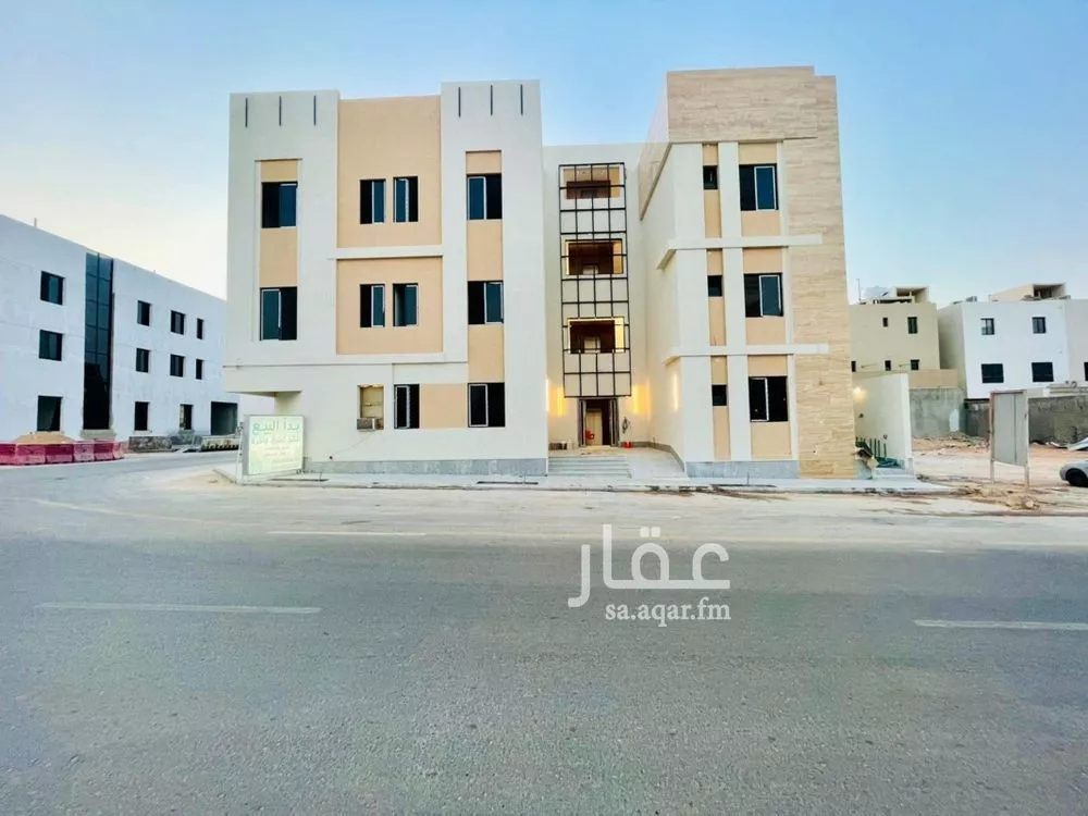 عمارة للبيع في شارع يعقوب الصفار, حي المهدية, مدينة الرياض, منطقة الرياض 1 صورة