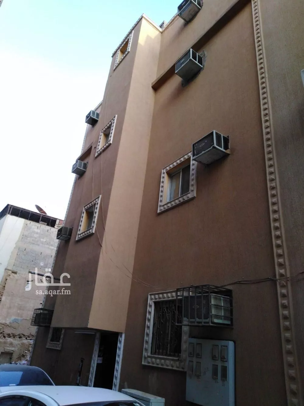 عمارة للبيع في شارع ابي ايوب الانصاري, حي المرقب, مدينة الرياض, منطقة الرياض 1 صورة