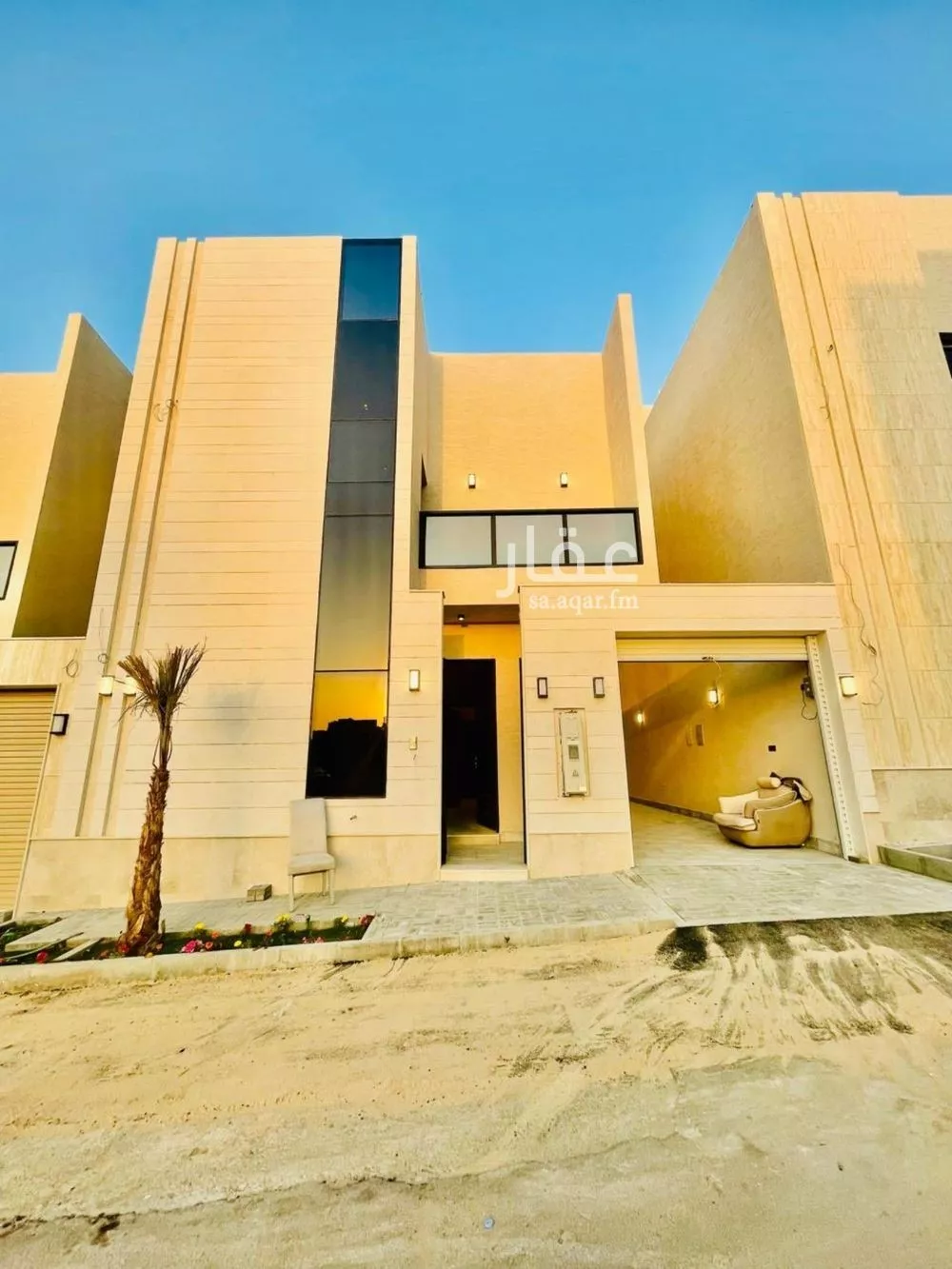 فيلا للبيع في شارع فؤاد محمد عمر توفيق, حي المهدية, مدينة الرياض, منطقة الرياض 1 صورة