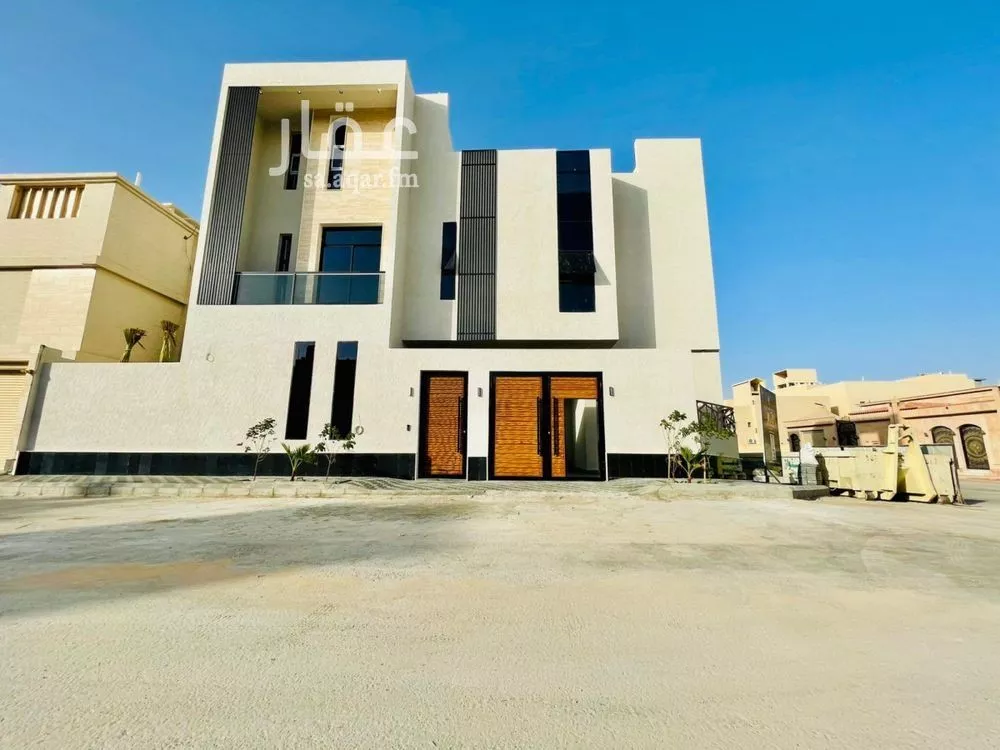 فيلا للبيع في شارع فؤاد محمد عمر توفيق, حي المهدية, مدينة الرياض, منطقة الرياض 1 صورة