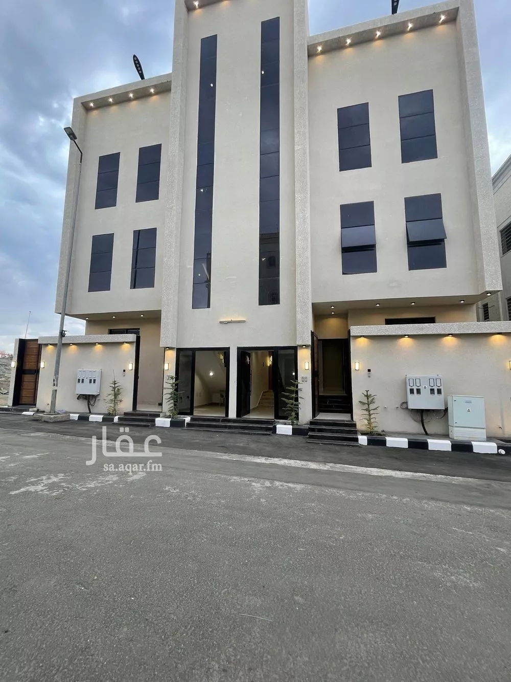 شقة للبيع في شارع 634, حي الغدير, مدينة ابها, منطقة عسير 1 صورة