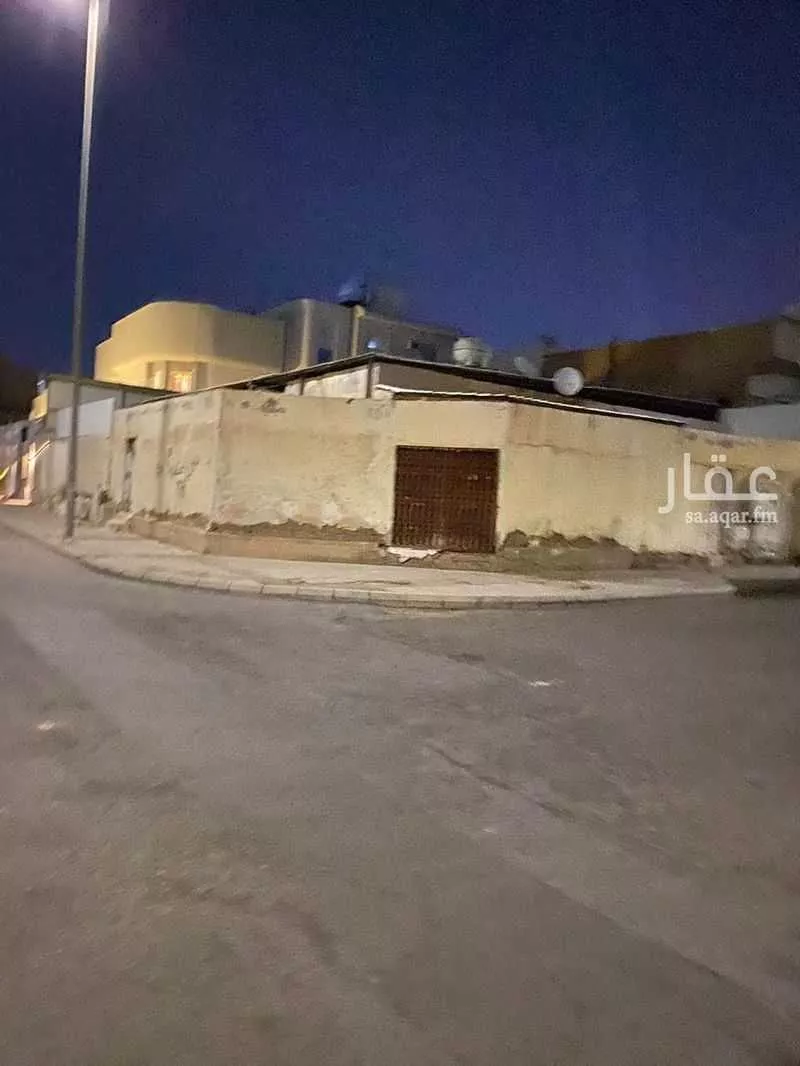 أرض للبيع في شارع عيسى بن اياد, حي الفيصلية الشمالية, مدينة تبوك, منطقة تبوك 1 صورة