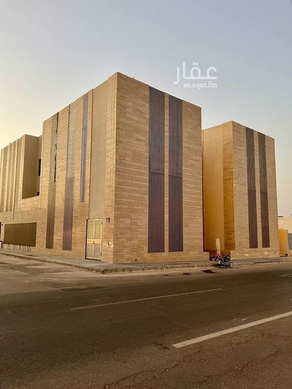 شقة للبيع في شارع أحمد بن عبدالمعطي, حي المهدية, مدينة الرياض, منطقة الرياض 1 صورة