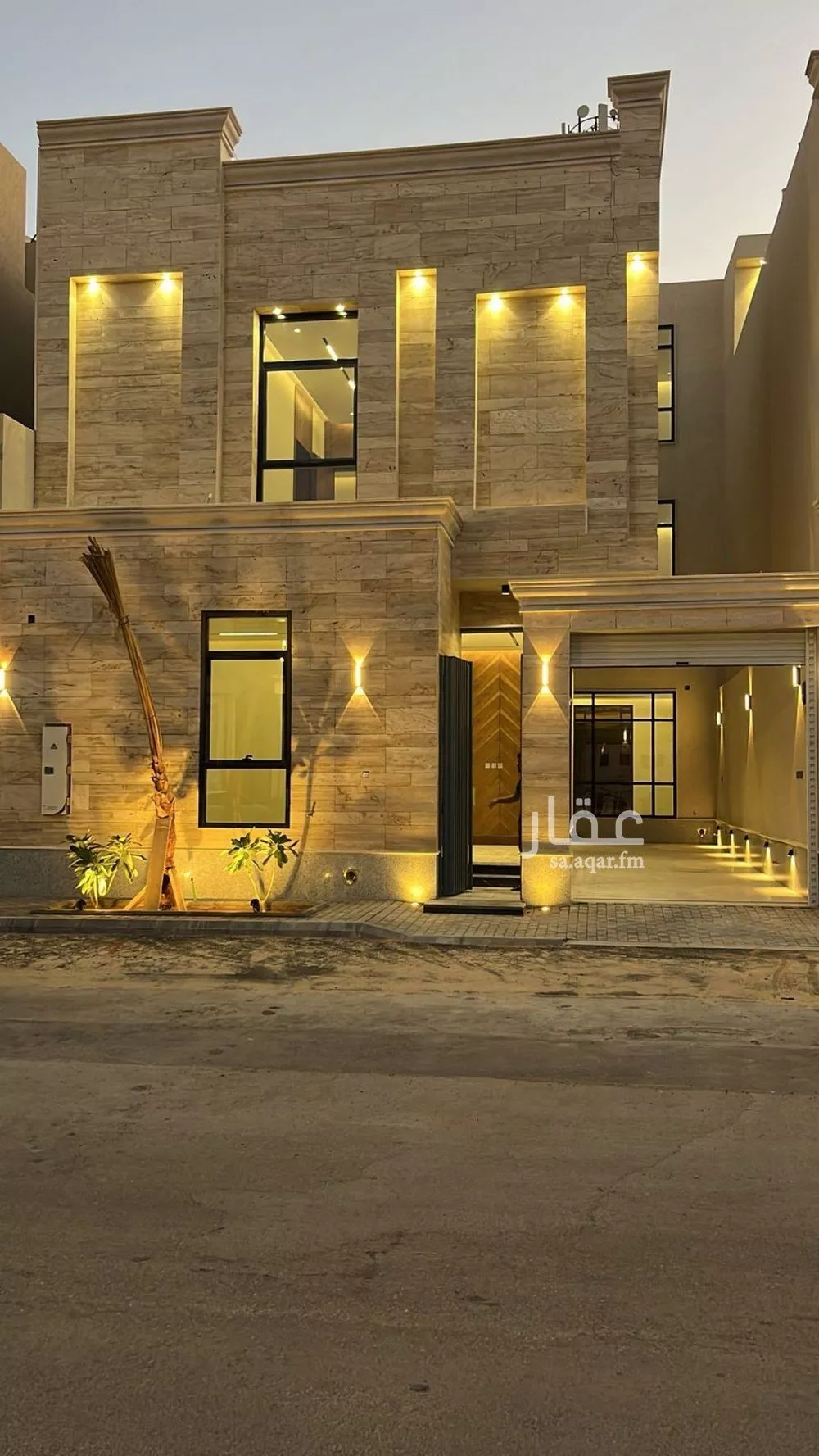 فيلا للبيع في 1 صورة