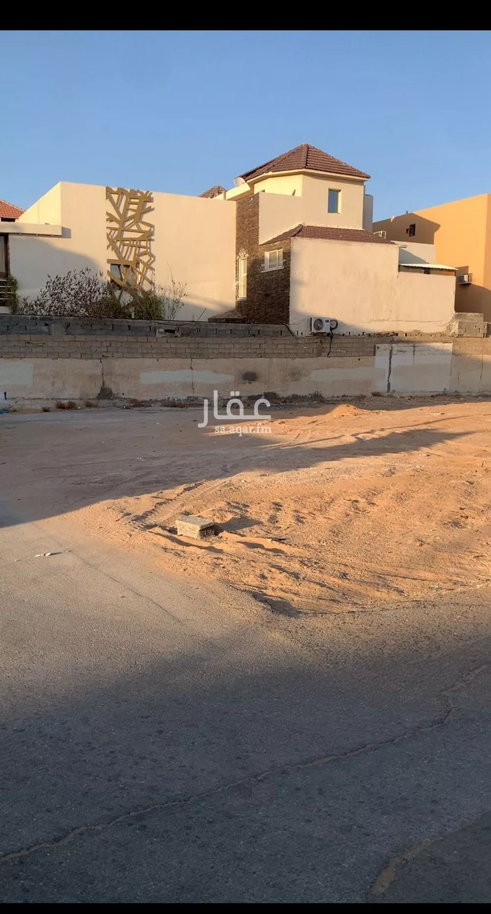 أرض للبيع في شارع الربيع الجرمي, حي المنتزة الشرقي, مدينة بريدة, منطقة القصيم 1 صورة