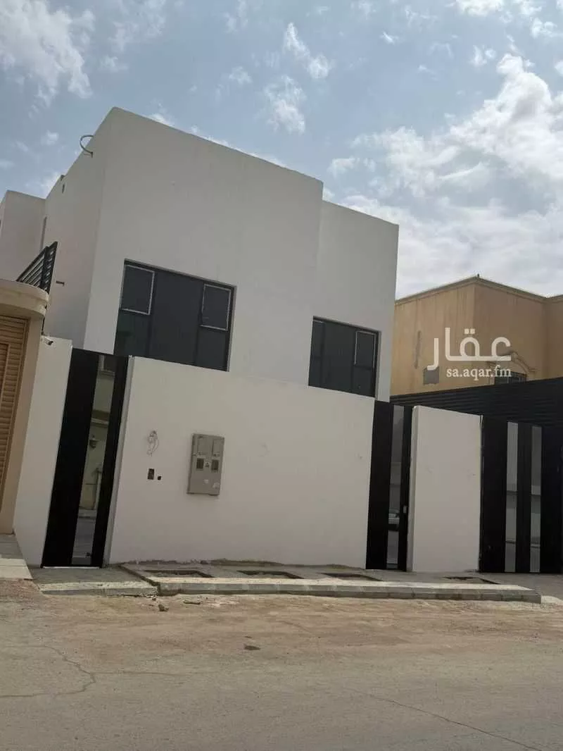 فيلا للبيع في شارع عبدالله بن عتيك, حي النفل, مدينة الرياض, منطقة الرياض 1 صورة