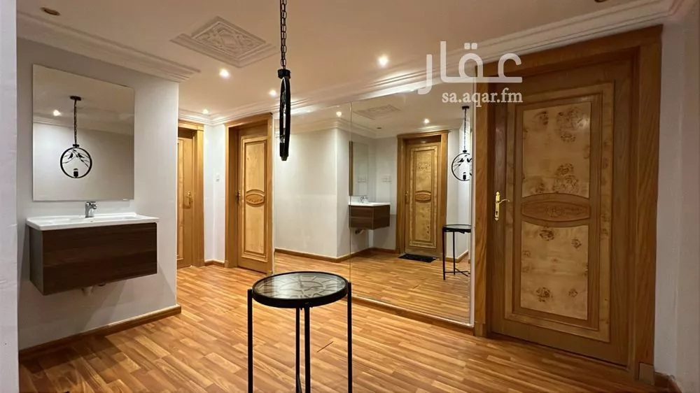شقة للبيع في شارع الخزنة, حي إشبيلية, مدينة الرياض, منطقة الرياض 1 صورة