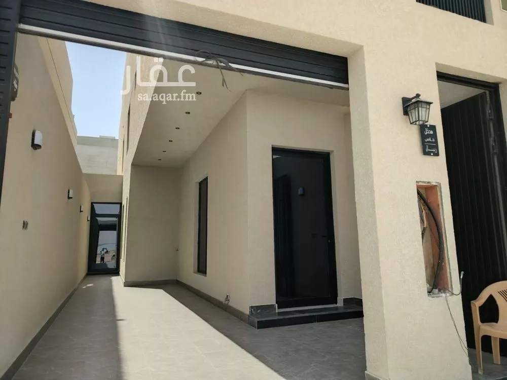 دور للبيع في شارع زرارة بن أحمد, حي الرمال, مدينة الرياض, منطقة الرياض 1 صورة