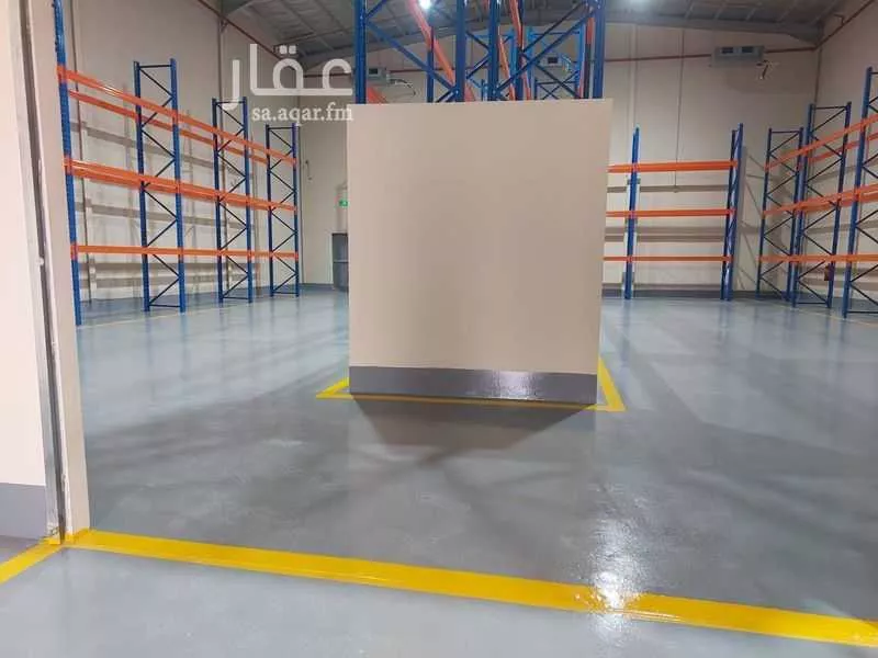 مستودع للإيجار في شارع الامام, حي العزيزية, مدينة الرياض, منطقة الرياض 1 صورة