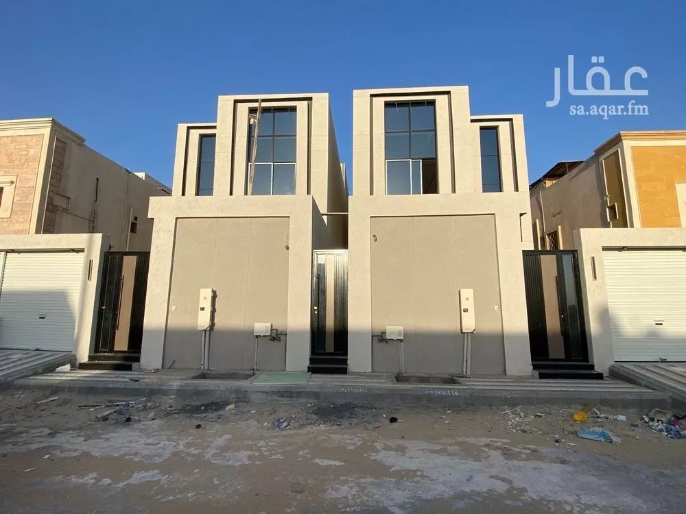 فيلا للبيع في حي ضاحية الملك فهد, مدينة الدمام, المنطقة الشرقية 1 صورة