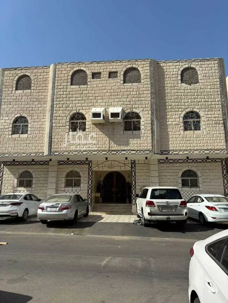 عمارة للبيع في شارع ابراهيم بن احمد الشيوي ، حي الشرائع ، مكة ، منطقة مكة المكرمة 1 صورة
