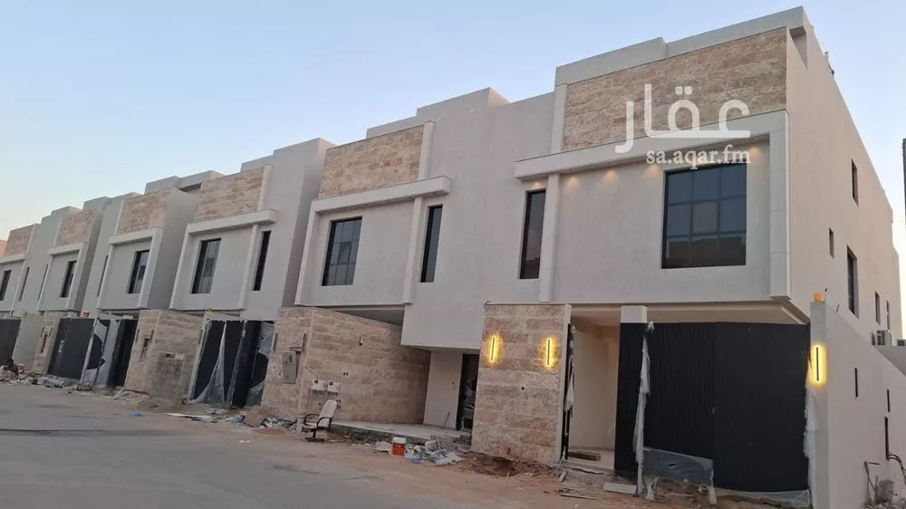 دور للبيع في شارع رقم 367, حي المونسية, مدينة الرياض, منطقة الرياض 1 صورة