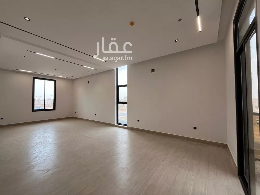 شقة للبيع في  1 صورة